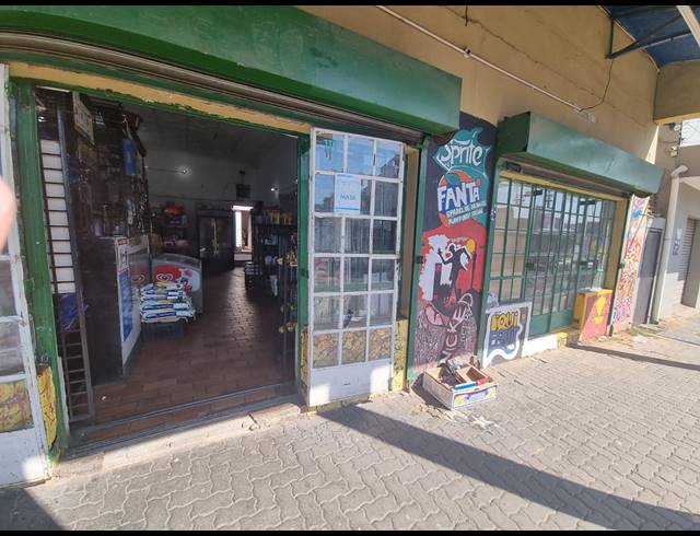 500M² BUILDING FOR SALE IN THE HILL